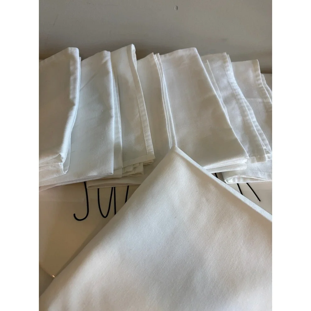 Set of 10 White Cloth Dinner Napkins Square Cotton Blend Reusable Table Linens